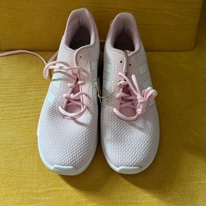 NWT adidas sneakers women’s size 6
